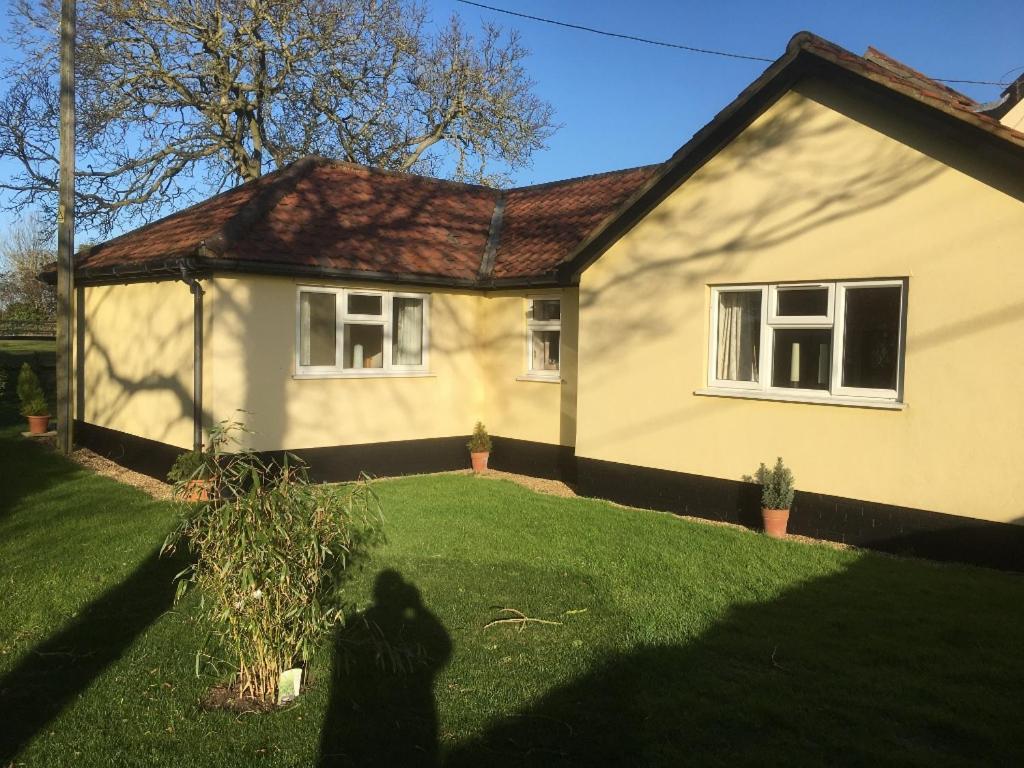 Claremont Cottage Hintlesham Exteriör bild